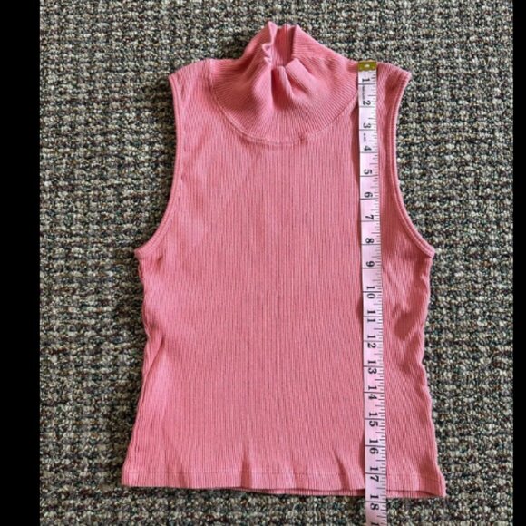 Big Bud Press Sleeveless Turtleneck Raspberry Sorbet - Picture 4 of 4